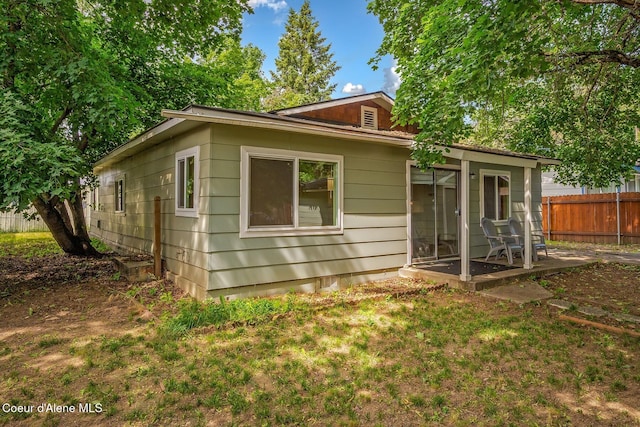1611 E Birch St, Coeur Dalene, ID 83814 - view of front of home featuring a patio area