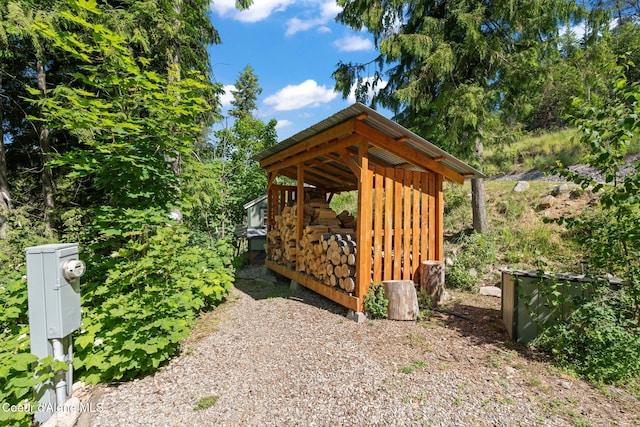 723 Trout Crk Rd, Sandpoint, ID 83864 - view of patio / terrace