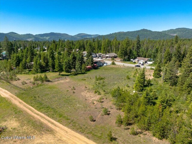 N 14th Ave, Spirit Lake, ID 83869