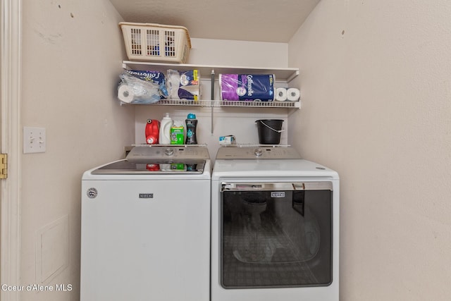 6687 W Flagstaff St, Rathdrum, ID 83858 - laundry room with washer and dryer