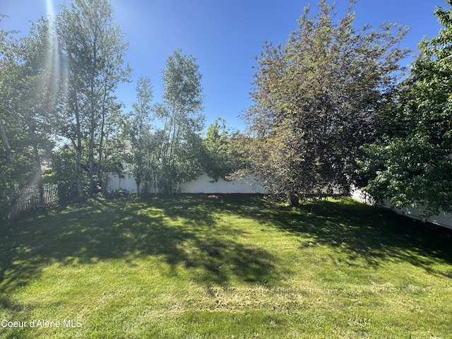 8309 N Vantage Dr, Hayden, ID 83835 - view of yard