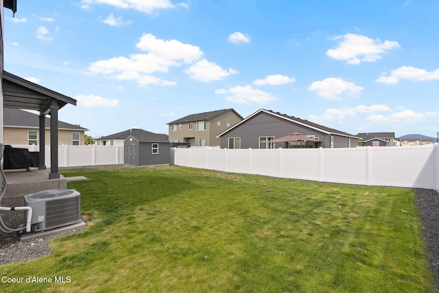 3062 N Coco St, Post Falls, ID 83854 - view of yard featuring central AC and a residential view