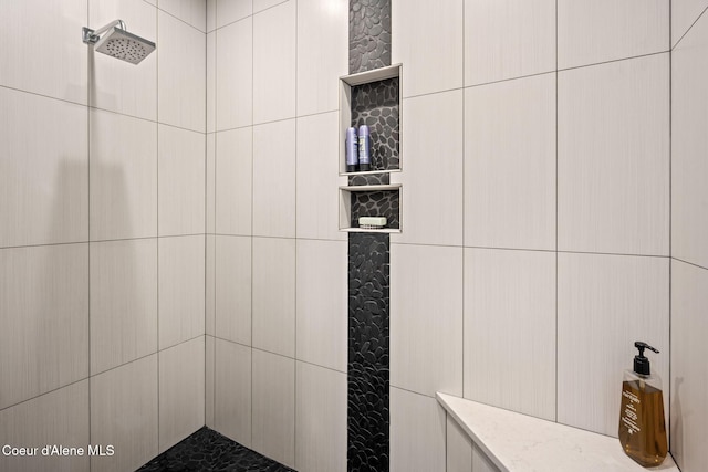 6036 W Sparrowhawk Dr, Rathdrum, ID 83858 - full bath featuring a tile shower