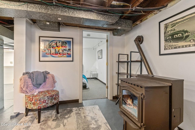 721 N A St, Coeur Dalene, ID 83814 - sitting room with concrete flooring