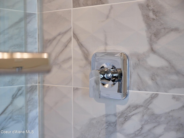 1008 E 4th Ave # 104, Post Falls, ID 83854 - bathroom view of a marble finish shower