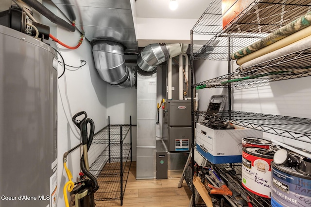 1113 N Lambert Ln, Coeur Dalene, ID 83814 - utility room with water heater