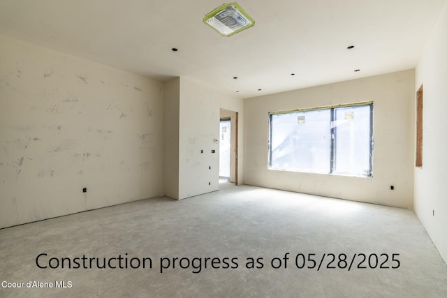 2193 W Bellerive Ln, Coeur Dalene, ID 83814 - view of empty room