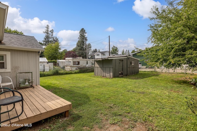 1409 E Birch Ave, Coeur Dalene, ID 83814 - view of yard featuring a deck