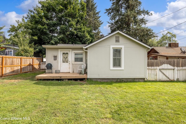 1409 E Birch Ave, Coeur Dalene, ID 83814 - back of house with a wooden deck
