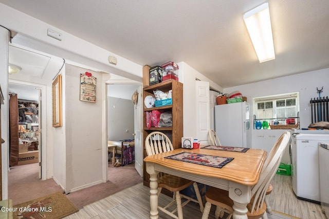 511 E Spring St, Oldtown, ID 83822 - dining room with light carpet
