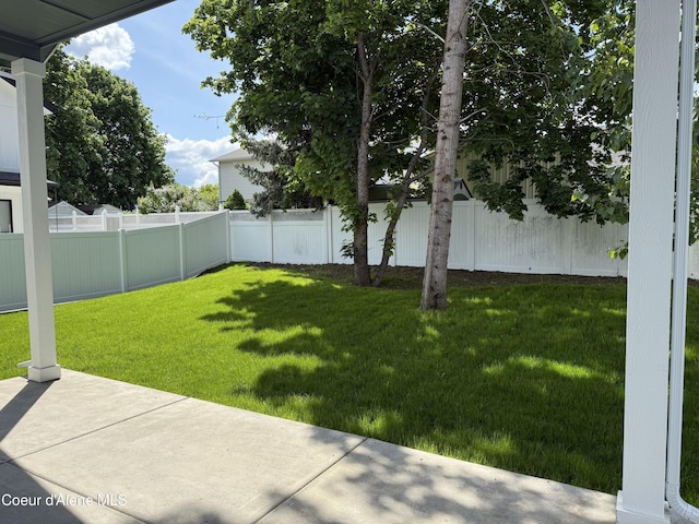 9151 N Raintree Ln, Hayden, ID 83835 - view of yard with a patio