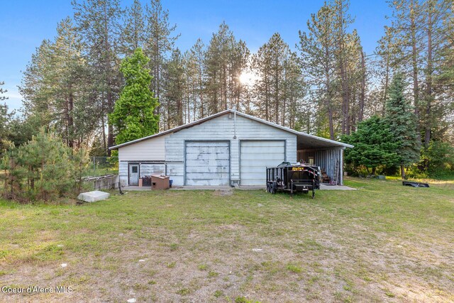 15248 N Atlas Rd, Rathdrum, ID 83858 - garage featuring a garage