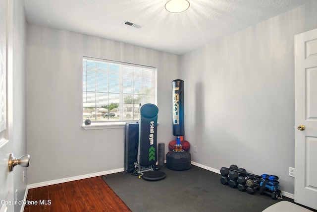500 N Elm Rd, Post Falls, ID 83854 - workout area with baseboards and wood finished floors
