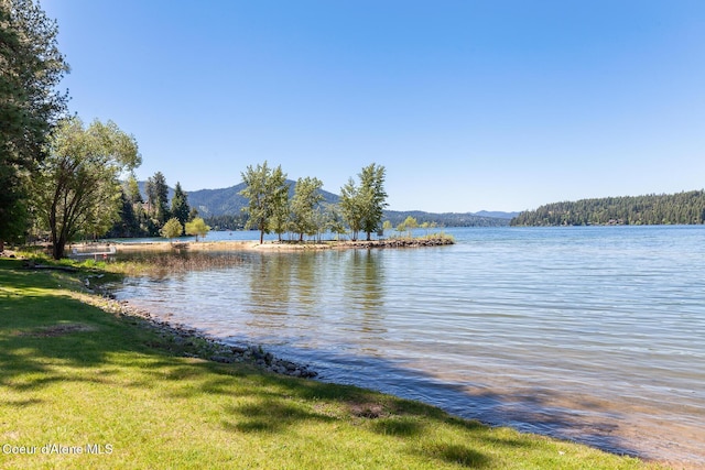 E Gem Shores Rd, Hayden Lake, ID 83835