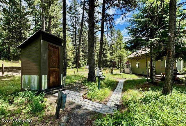 22767 Spruce Ln, Lewiston, ID 83501 - view of yard with view of wooded area