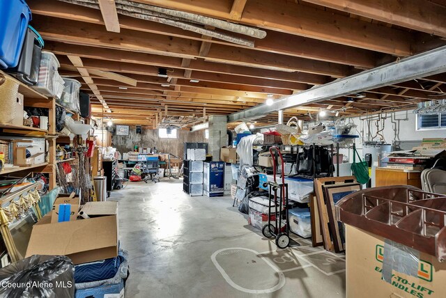 2040 Washington Ave, Saint Maries, ID 83861 - below grade area with water heater