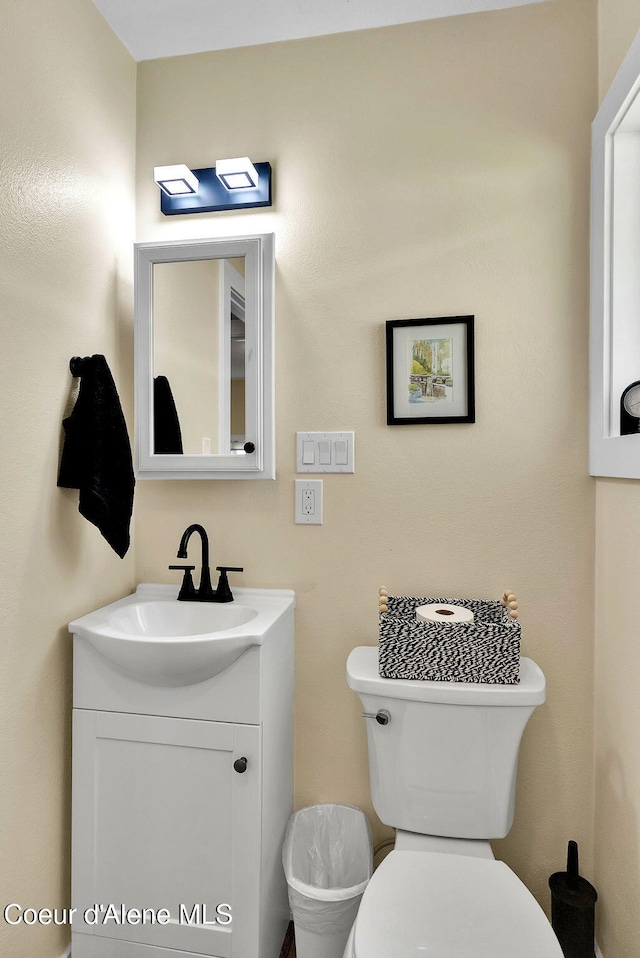 2040 Washington Ave, Saint Maries, ID 83861 - half bath with vanity and toilet