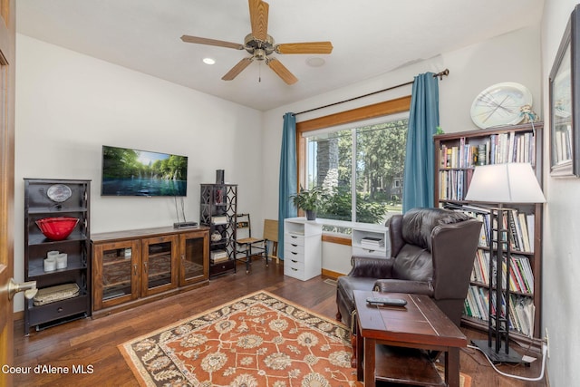 620 N Chisholm Ct, Post Falls, ID 83854 - living room with wood finished floors, a ceiling fan, and recessed lighting