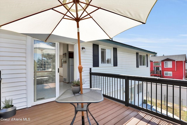 3203 N 12th St, Coeur Dalene, ID 83815 - view of wooden terrace