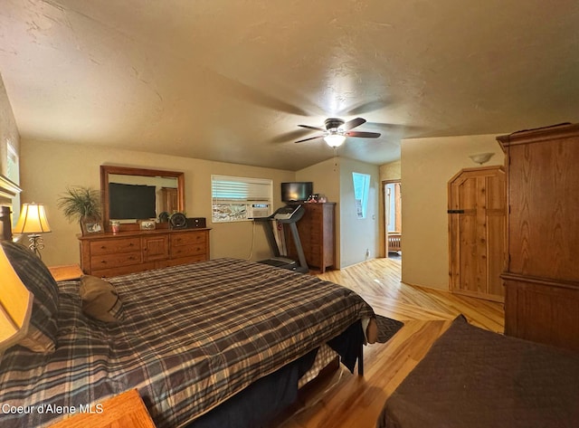 197 Berry Hl, Cocolalla, ID 83813 - bedroom with a ceiling fan