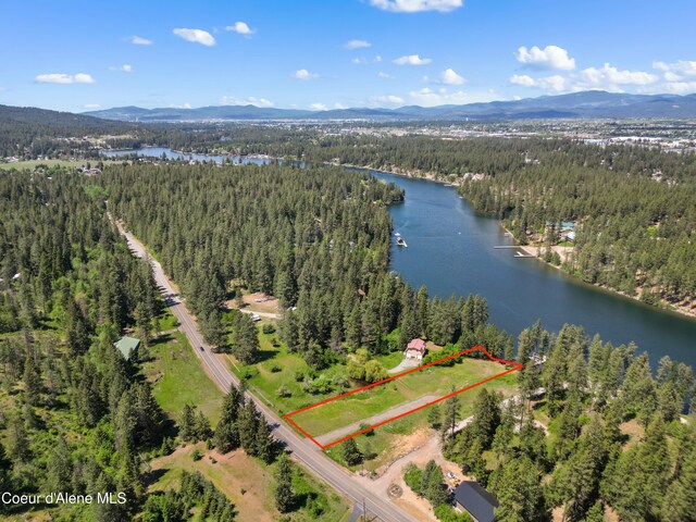 9073 W Riverview Dr, Coeur Dalene, ID 83814