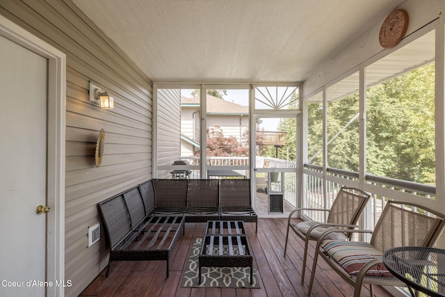 8846 N Clarkview Pl, Hayden, ID 83835 - sunroom featuring an outdoor hangout area