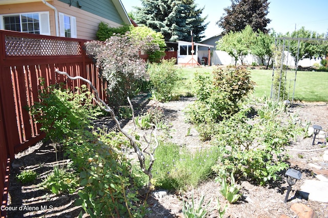 1406 Walnut, Sandpoint, ID 83864 - view of yard