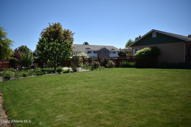 1406 Walnut, Sandpoint, ID 83864 - view of yard