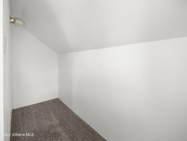 409 N 2nd St, Fairfield, WA 99012 - bonus room featuring lofted ceiling and carpet flooring