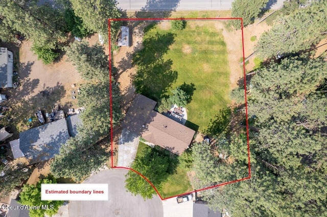201 S Sequoia Ct, Post Falls, ID 83854 - aerial view of property and surrounding area with property parcel outlined