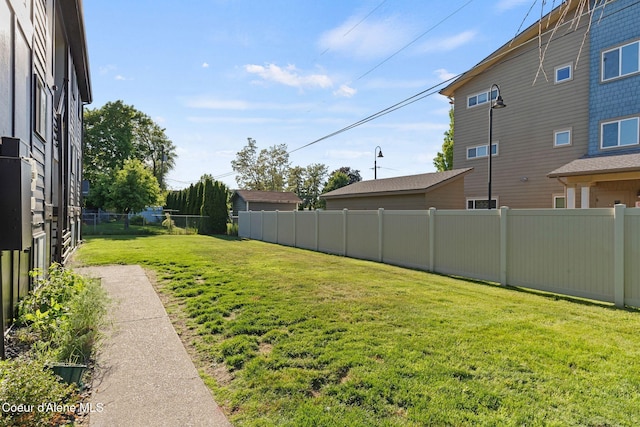 107 E Hattie Ave, Coeur Dalene, ID 83814 - view of yard