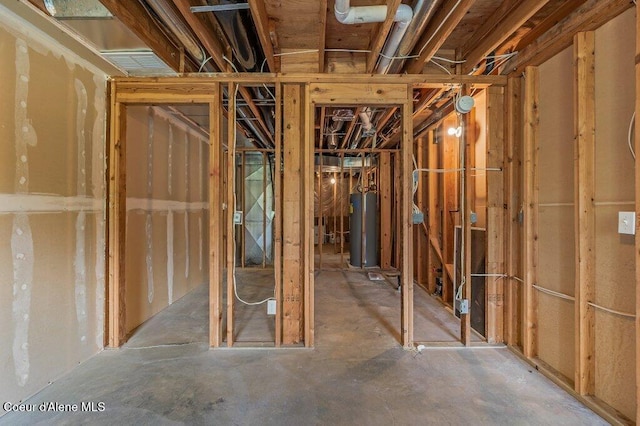 21013 N Circle Rd, Rathdrum, ID 83858 - miscellaneous room with gas water heater