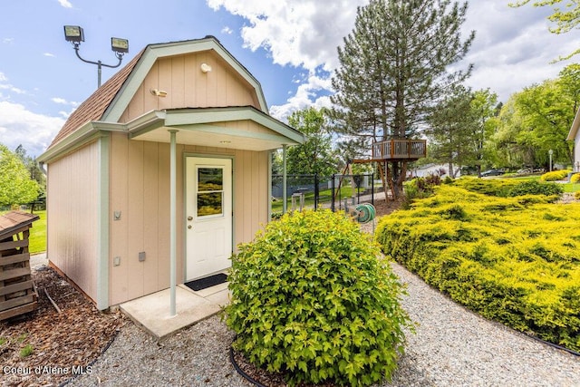 8416 N Haye Ln, Newman Lake, WA 99025 - view of exterior entry with a shingled roof
