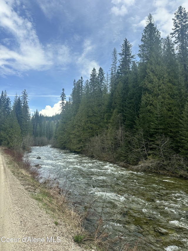 755 Twilight Ln, Sandpoint, ID 83864