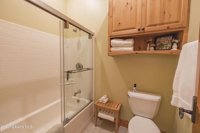 15964 N Songbird Ln, Rathdrum, ID 83858 - bathroom with toilet and enclosed tub / shower combo