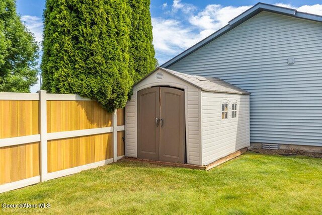 1555 W Benjamin Ave, Coeur Dalene, ID 83815 - view of shed