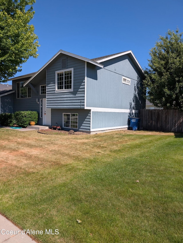 902 E Glacier Peak Dr, Post Falls, ID 83854 - view of side of property