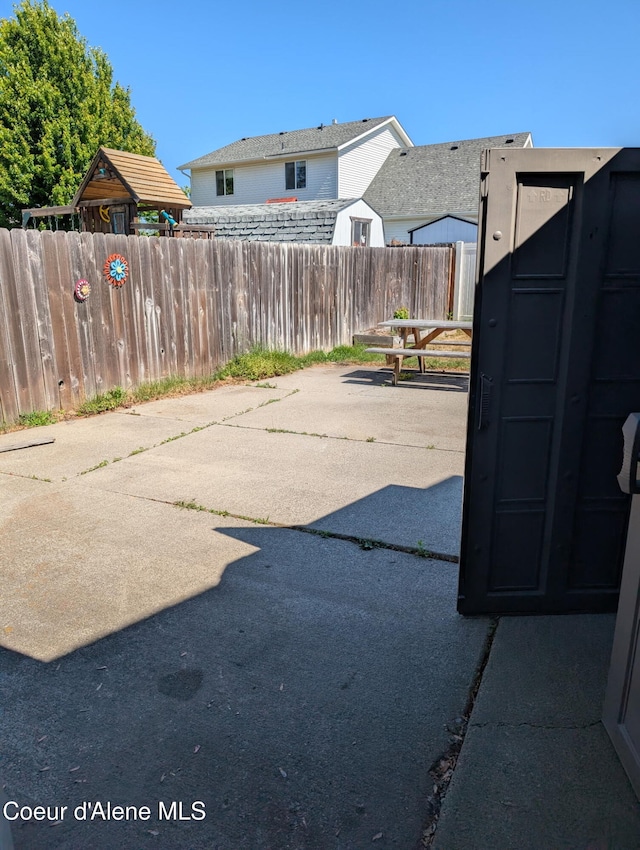 902 E Glacier Peak Dr, Post Falls, ID 83854 - view of road