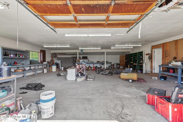 26277 N Chevrolane Way, Rathdrum, ID 83858 - view of garage