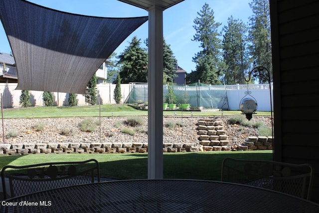 2010 E Grandview Dr, Coeur Dalene, ID 83815