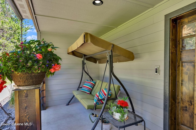 300 E Seasons Rd, Athol, ID 83801