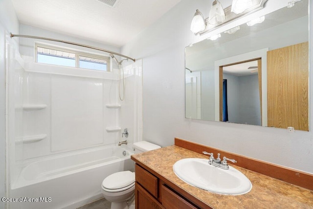 3551 N Carriage Ct, Post Falls, ID 83854 - full bath featuring vanity and  shower combination