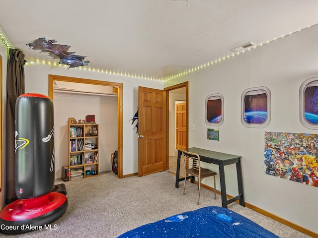 19565 N Goelzer Way, Rathdrum, ID 83858 - carpeted bedroom with baseboards