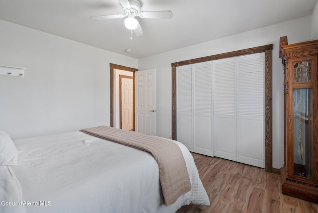 7560 W Sunrise St, Rathdrum, ID 83858 - bedroom featuring light wood-style flooring, a ceiling fan, and a closet