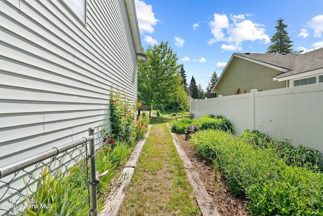 7560 W Sunrise St, Rathdrum, ID 83858 - view of yard
