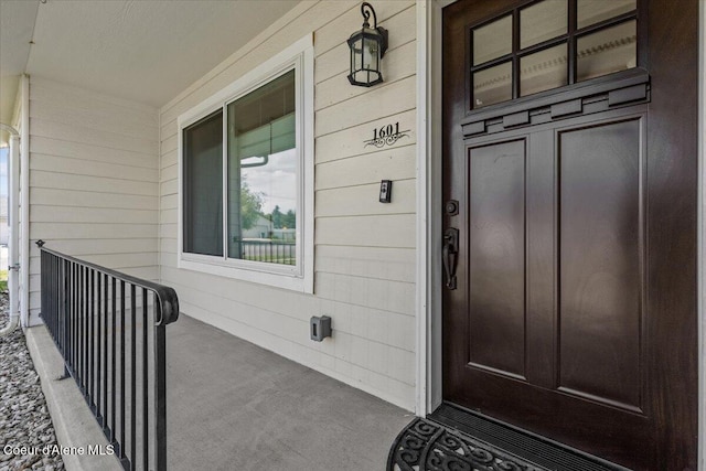 1601 N Summer Rose St, Post Falls, ID 83854 - entrance to property with a porch