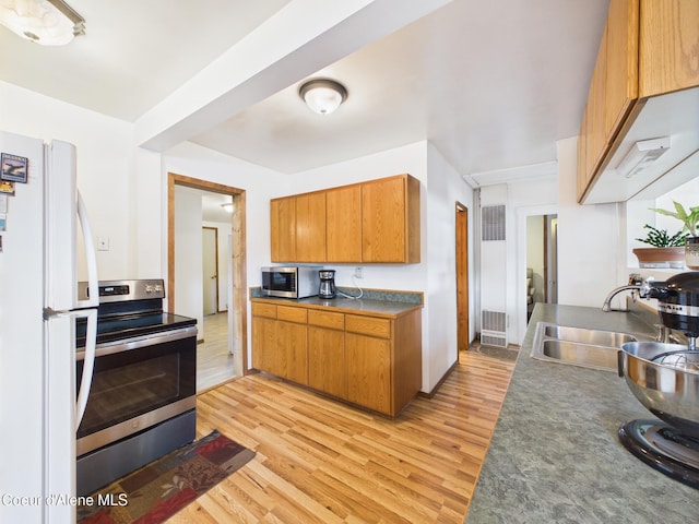 206 6th St, Pinehurst, ID 83850