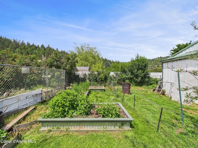 206 6th St, Pinehurst, ID 83850