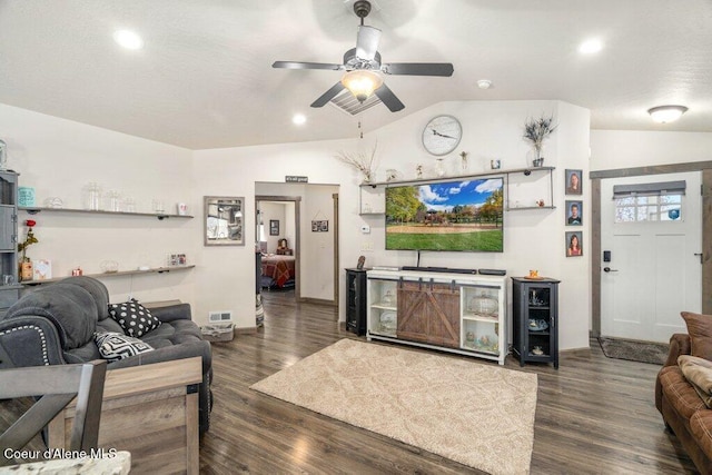 7934 W Kayak Ct, Rathdrum, ID 83858 - living area featuring wood finished floors, vaulted ceiling, a ceiling fan, and recessed lighting