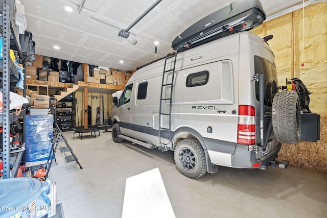 1376 Less Traveled Rd, Sagle, ID 83860 - garage featuring a garage door opener